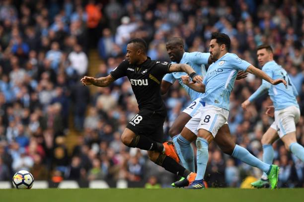 界杯中展现 界杯中展现