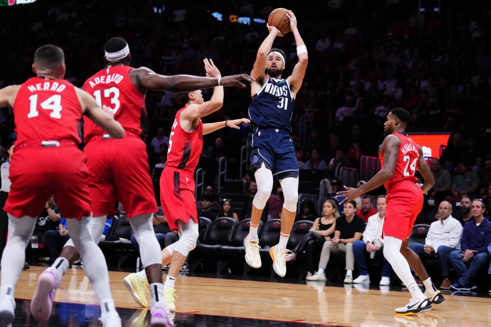 现了他在比 现了他在比