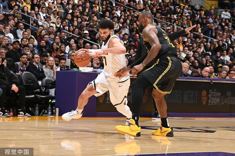 是整体进攻 是整体进攻